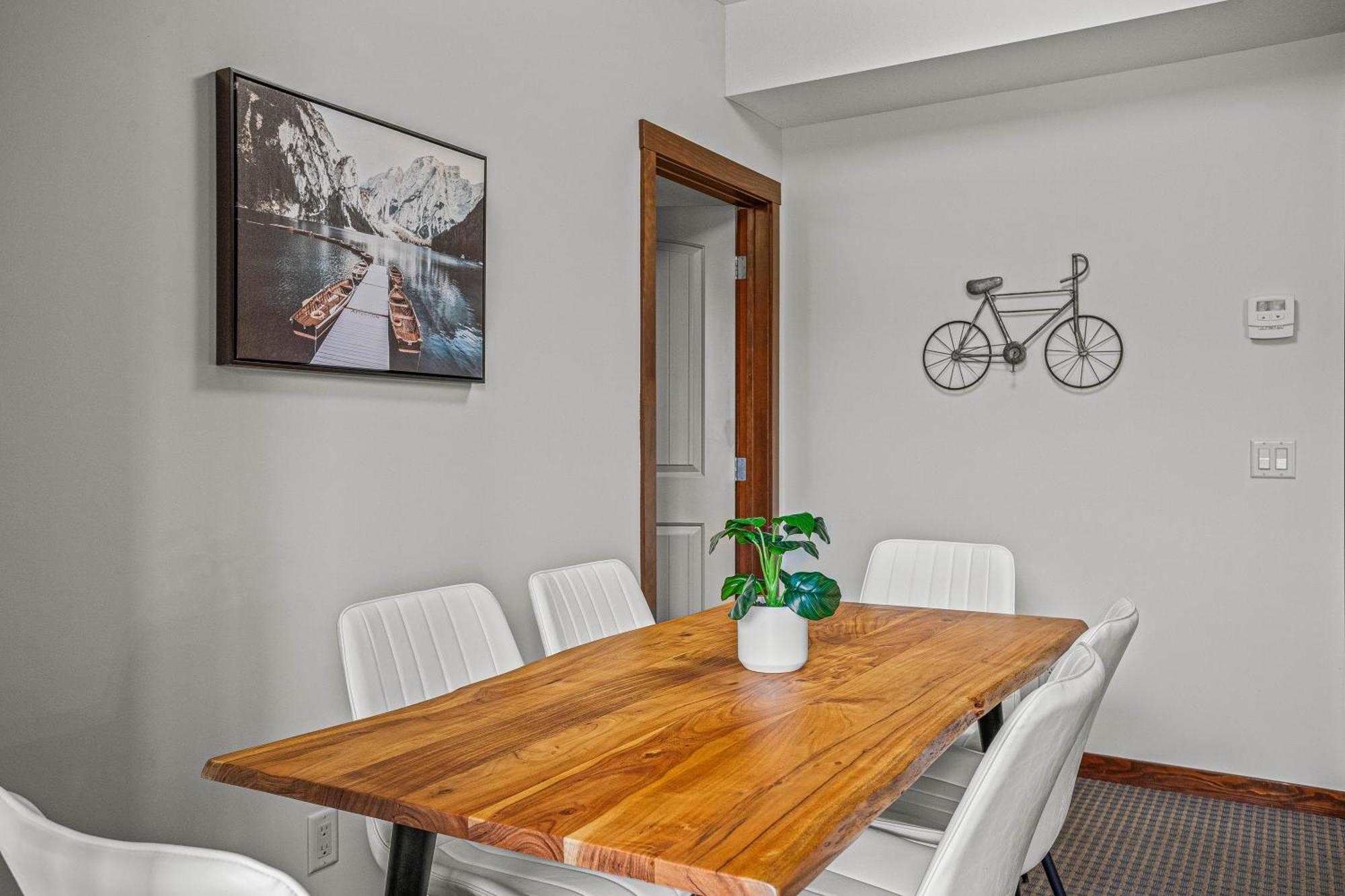 Apartment Romantic Mountain Escape - Hot Tubs & Private Balcony! Managed By Little Sister Getaways *